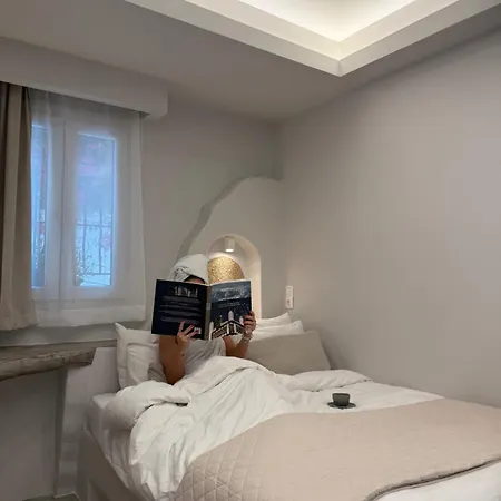 Отель Fratelli Family Тинос