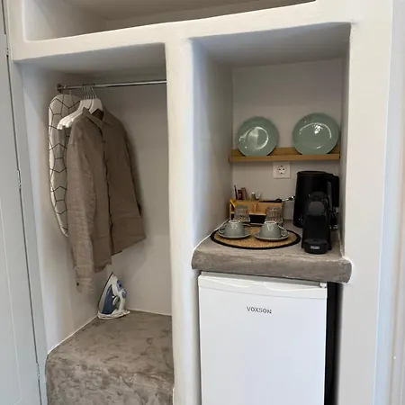 Fratelli Family Отель Тинос